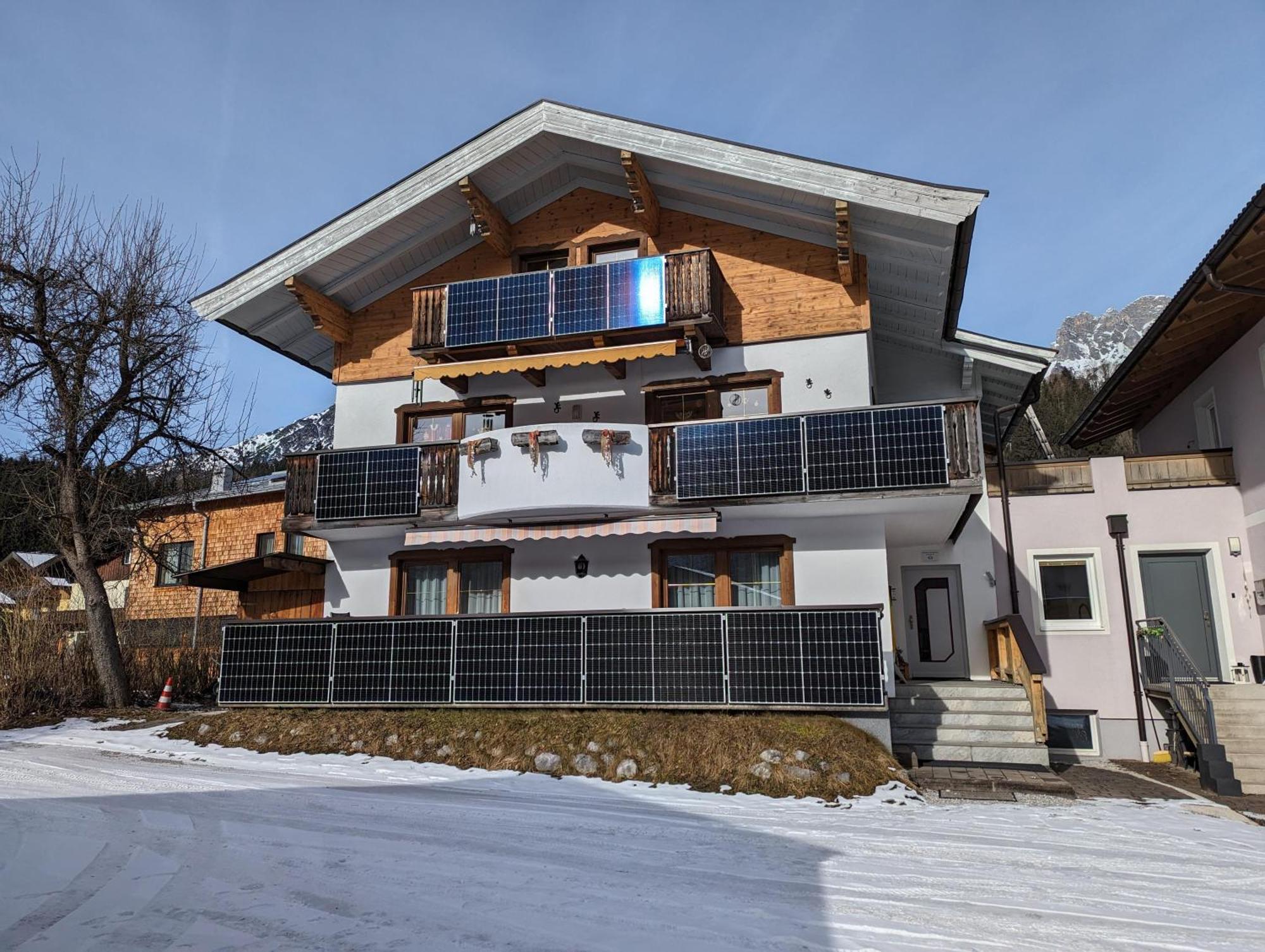 Ferienwohnung Rainer Kunterbunt Leogang Exterior foto